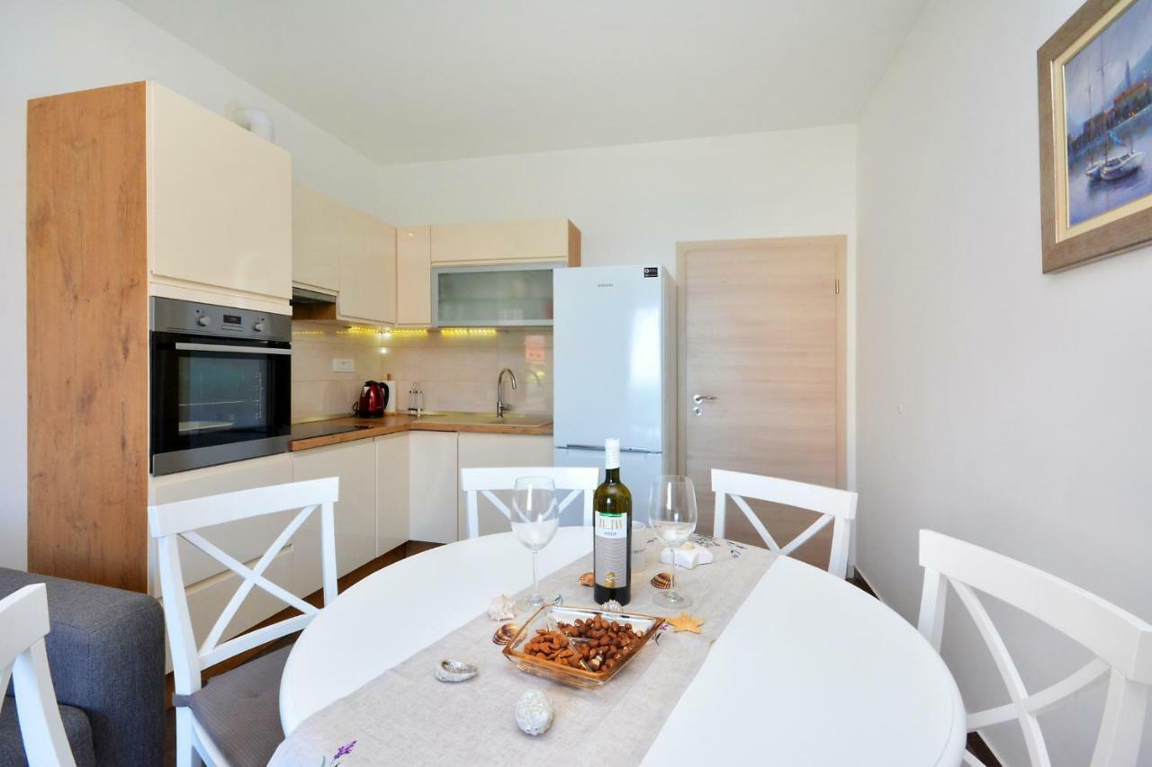 Apartamento M & M Podstrana Exterior foto